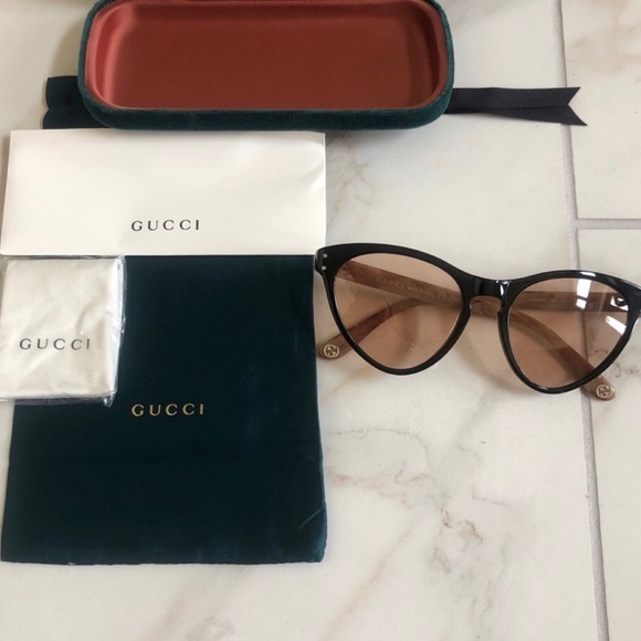 🔥NEW BLOGGERS CHOICE GUCCI CAT EYE SUNGLASSES🔥 - Picture 2 of 11